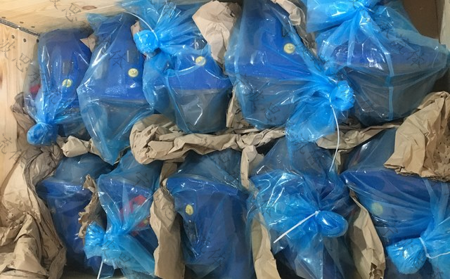 如何排除力士樂液壓齒輪泵吸不上油？